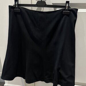 GIORGIO ARMANI BLACK WOOL FLARE CLASSIC SKIRT SIZE 48 - waist 36